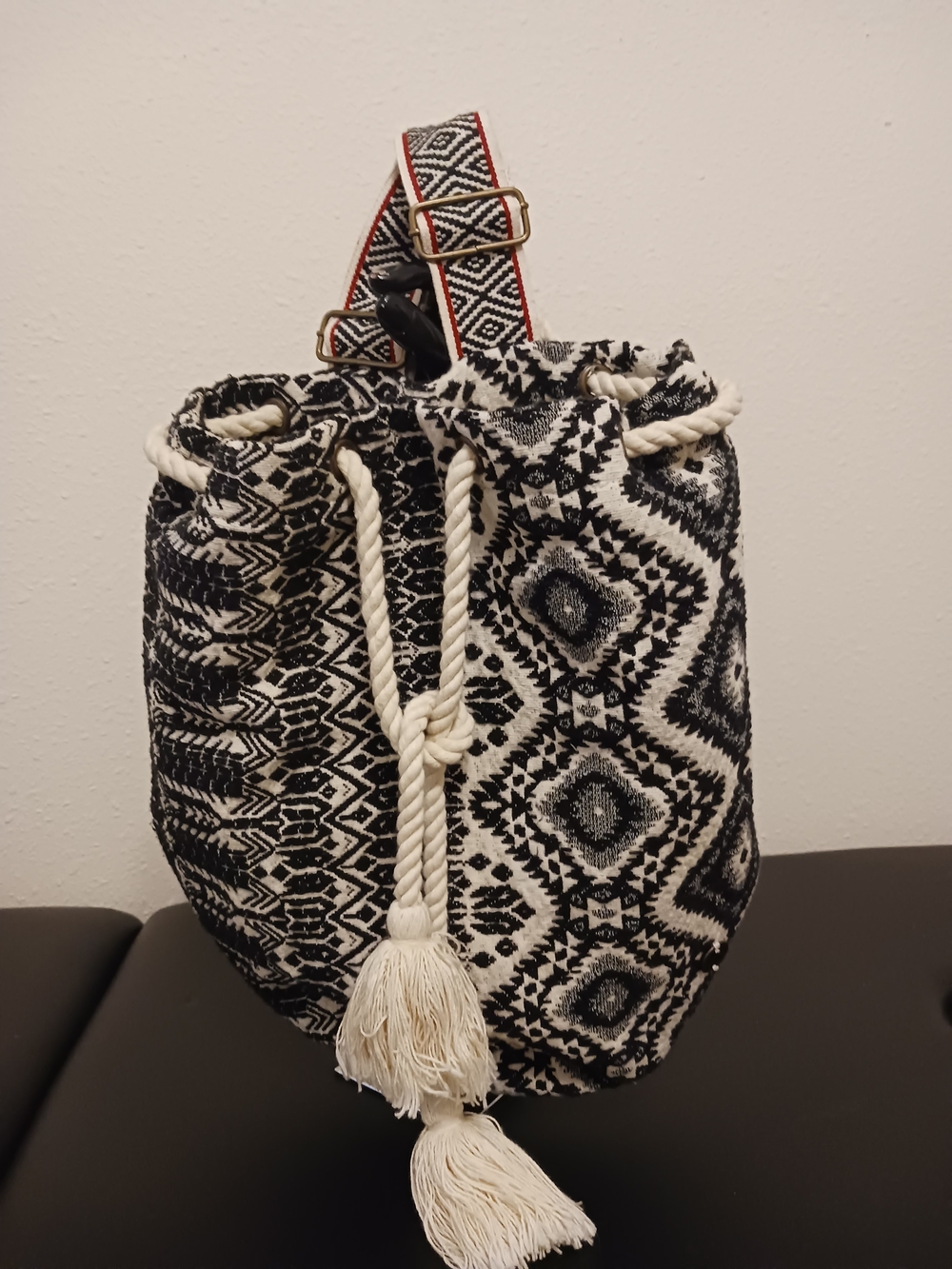 Billabong Black & White Woven Drawstring Bucket Bag with Tassel Strap Tribal